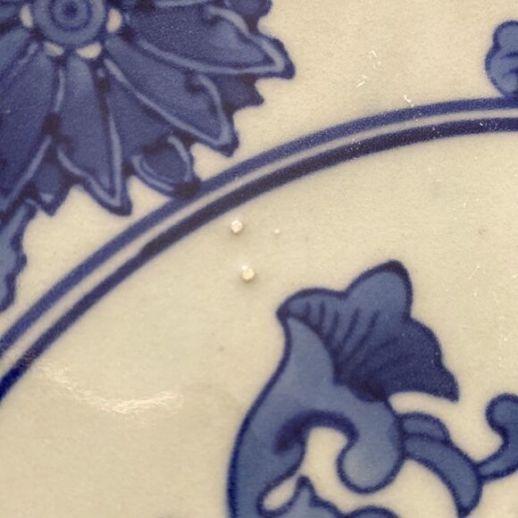 Vintage Heavyweight Japan Made Dinner Plate 10 1/4” Scalloped - Picture 5 of 5